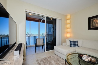 Lowest priced unit in Sutton Walk Lakeside.Breathtaking lake & on Lexington Country Club in Florida - for sale on GolfHomes.com, golf home, golf lot
