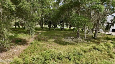 **Prime Location on 0.44 Acres - Across from the Intracoastal on Oyster Bay Golf Links in North Carolina - for sale on GolfHomes.com, golf home, golf lot