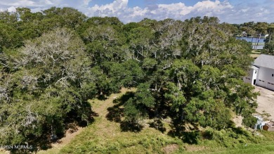 **Prime Location on 0.44 Acres - Across from the Intracoastal on Oyster Bay Golf Links in North Carolina - for sale on GolfHomes.com, golf home, golf lot