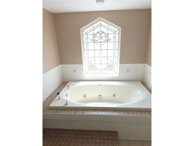 Glen Lakes 3 Bedroom Pool Home On he 9th. Hole Of The Golf on Glen Lakes Country Club in Florida - for sale on GolfHomes.com, golf home, golf lot