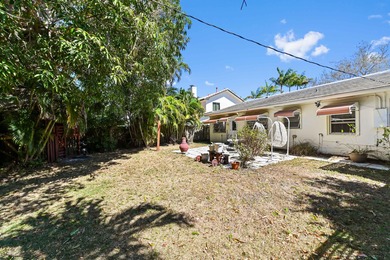 Single-family home located in the Historic District of Lake on Lake Worth Municipal Golf Course in Florida - for sale on GolfHomes.com, golf home, golf lot
