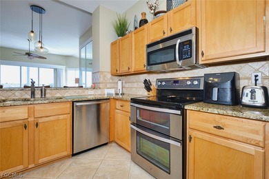 Top floor 2 bedroom condo in Lexington Country Club's Golf on Lexington Country Club in Florida - for sale on GolfHomes.com, golf home, golf lot