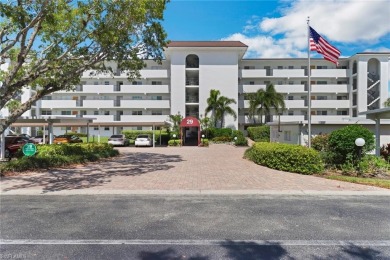 Enjoy sunset views over the golf course, lake and fountains from on High Point Country Club in Florida - for sale on GolfHomes.com, golf home, golf lot