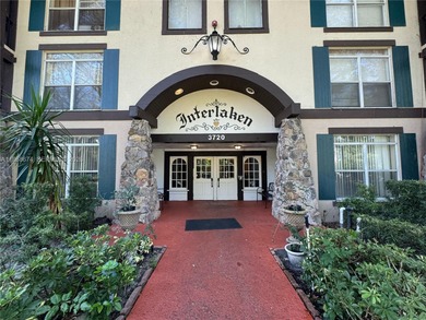 All ages community; Spacious 1 Bed / 1.5 Bath Condo in on Inverrary Country Club in Florida - for sale on GolfHomes.com, golf home, golf lot