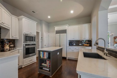 Rare opportunity in Windsor Heights at Bridlewood! Immaculate on Bridlewood Golf Course in Texas - for sale on GolfHomes.com, golf home, golf lot