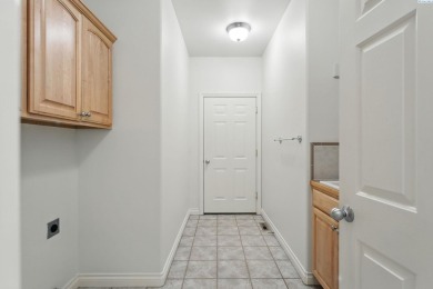 *Amazing 4 bedroom 2,600 Sq foot rambler in a quiet cul-de-sac on Canyon Lakes Golf Course in Washington - for sale on GolfHomes.com, golf home, golf lot