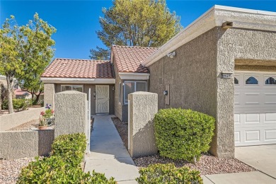 Adorable Townhome in 55+ Sun City Summerlin.  You will love this on Highland Falls Golf Club in Nevada - for sale on GolfHomes.com, golf home, golf lot