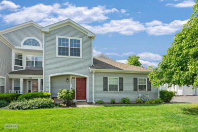 This beauty is calling you home! RARE 3 BEDROOM second floor on Fox Bend Golf Course in Illinois - for sale on GolfHomes.com, golf home, golf lot