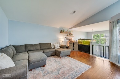 This beauty is calling you home! RARE 3 BEDROOM second floor on Fox Bend Golf Course in Illinois - for sale on GolfHomes.com, golf home, golf lot