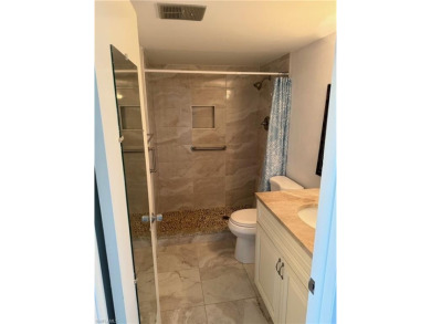 Welcome to your perfect retreat! This spacious 2nd-floor on Lakewood Country Club in Florida - for sale on GolfHomes.com, golf home, golf lot