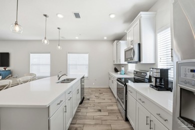 Perfectly ideal Lost Key Townhome - one of the quality originals on Lost Key Golf Club in Florida - for sale on GolfHomes.com, golf home, golf lot