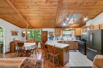 Lake Arrowhead Lake Access Golf Course Home! Lakes, Links, and on Lake Arrowhead Golf Course - The Lakes in Wisconsin - for sale on GolfHomes.com, golf home, golf lot