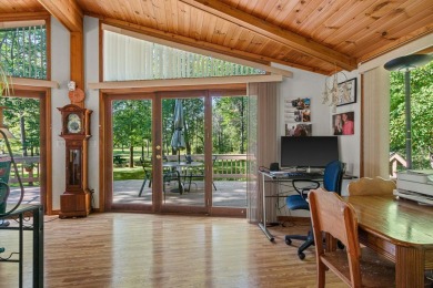 Lake Arrowhead Lake Access Golf Course Home! Lakes, Links, and on Lake Arrowhead Golf Course - The Lakes in Wisconsin - for sale on GolfHomes.com, golf home, golf lot
