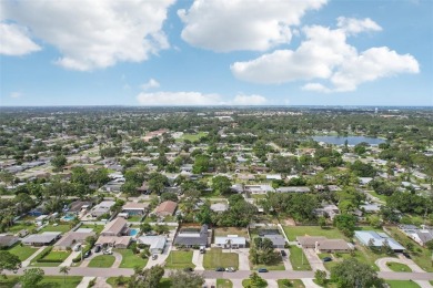 Under contract-accepting backup offers. ****PRICE REDUCTION****
 on Bradenton Country Club in Florida - for sale on GolfHomes.com, golf home, golf lot