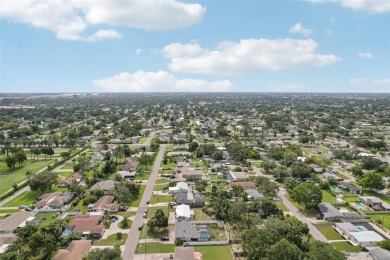 Under contract-accepting backup offers. ****PRICE REDUCTION****
 on Bradenton Country Club in Florida - for sale on GolfHomes.com, golf home, golf lot