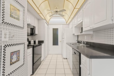 Welcome to this charming and beautifully maintained 1-bedroom on Highland Lakes Executive Golf Course in Florida - for sale on GolfHomes.com, golf home, golf lot