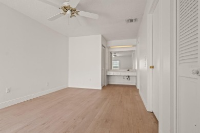 Welcome to this charming and beautifully maintained 1-bedroom on Highland Lakes Executive Golf Course in Florida - for sale on GolfHomes.com, golf home, golf lot