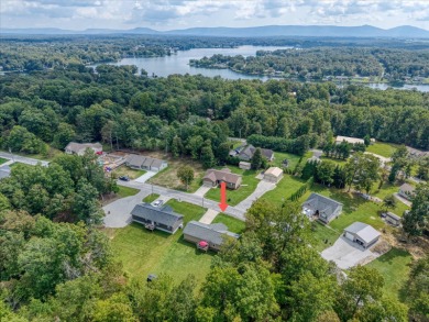 Move-In Ready Home in Lake Tansi! Take a look at this 2-bedroom on Lake Tansi Village Country Club in Tennessee - for sale on GolfHomes.com, golf home, golf lot