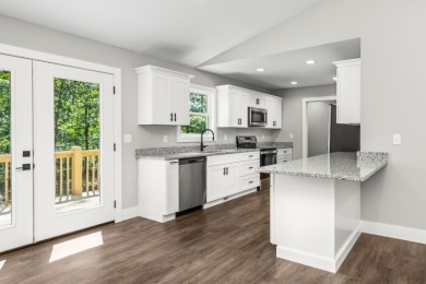 New Construction in Lake Tansi - Modern Comfort on 2 Lots!  Be on Lake Tansi Village Country Club in Tennessee - for sale on GolfHomes.com, golf home, golf lot