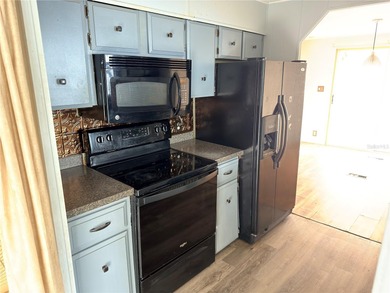 Welcome to this inviting residence offering more than 1,100 on Brookridge Country Club in Florida - for sale on GolfHomes.com, golf home, golf lot