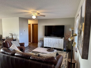 This 2 plus bedroom, 1.75 bath ranch townhome is the perfect on Elk Point Country Club in South Dakota - for sale on GolfHomes.com, golf home, golf lot