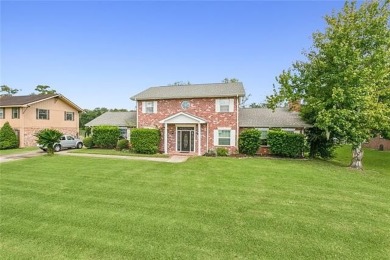 LUXURY LIVING...On Hole #15 at the Grand Ridge Golf Course. This on Willowdale Country Club in Louisiana - for sale on GolfHomes.com, golf home, golf lot