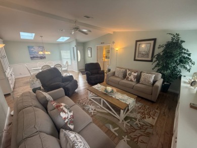 This beautiful Palm Harbor stucco is ready for new owners to on Del Tura Golf and Country Club in Florida - for sale on GolfHomes.com, golf home, golf lot