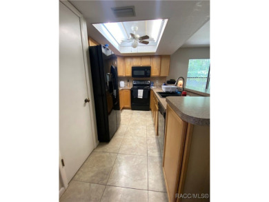 Welcome to this beautifully maintained 3-bedroom, 2-bathroom on Sugarmill Woods Golf and Country Club in Florida - for sale on GolfHomes.com, golf home, golf lot