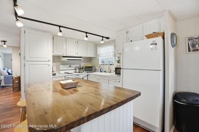 Looking to live in one of the most desirable 55 plus HOA's in on Brookridge Country Club in Florida - for sale on GolfHomes.com, golf home, golf lot