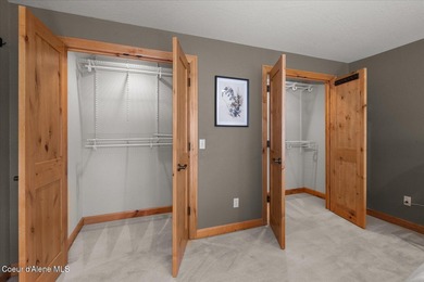 Gorgeous luxury home at the Hayden Lake Country Club just on Hayden Lake Country Club in Idaho - for sale on GolfHomes.com, golf home, golf lot