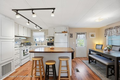 Looking to live in one of the most desirable 55 plus HOA's in on Brookridge Country Club in Florida - for sale on GolfHomes.com, golf home, golf lot