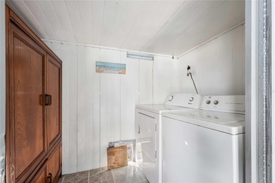 Under contract-accepting backup offers. MOVE-IN READY and priced on Betmar Acres Golf Club in Florida - for sale on GolfHomes.com, golf home, golf lot