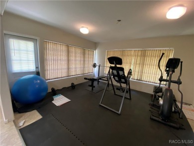 Welcome to this beautifully maintained 3-bedroom, 2-bathroom on Sugarmill Woods Golf and Country Club in Florida - for sale on GolfHomes.com, golf home, golf lot