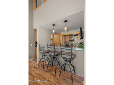 Gorgeous luxury home at the Hayden Lake Country Club just on Hayden Lake Country Club in Idaho - for sale on GolfHomes.com, golf home, golf lot