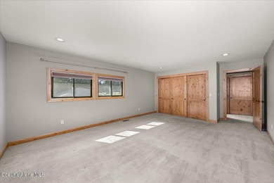 Gorgeous luxury home at the Hayden Lake Country Club just on Hayden Lake Country Club in Idaho - for sale on GolfHomes.com, golf home, golf lot