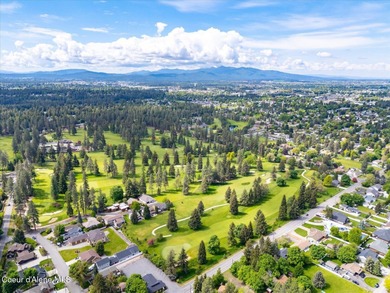 Gorgeous luxury home at the Hayden Lake Country Club just on Hayden Lake Country Club in Idaho - for sale on GolfHomes.com, golf home, golf lot