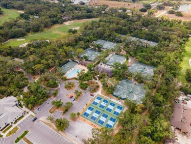 Welcome to your cozy 2-bedroom, 2-bath condo, perfectly situated on The Meadows Golf and Country Club in Florida - for sale on GolfHomes.com, golf home, golf lot