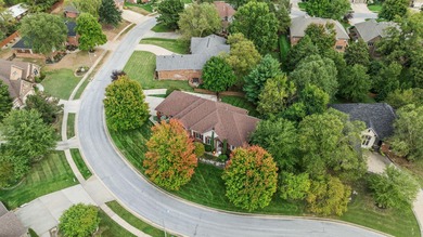 Welcome to 3094 W Cedarbluff Drive, located in the desirable on Rivercut Golf Course in Missouri - for sale on GolfHomes.com, golf home, golf lot