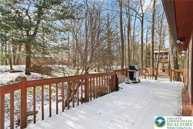 Charming and updated 3-bedroom, 2-bathroom home in an on Pocono Farms Country Club in Pennsylvania - for sale on GolfHomes.com, golf home, golf lot