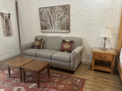 Turnkey, fully furnished retreat in the heart of St on Sunbrook Golf Course in Utah - for sale on GolfHomes.com, golf home, golf lot