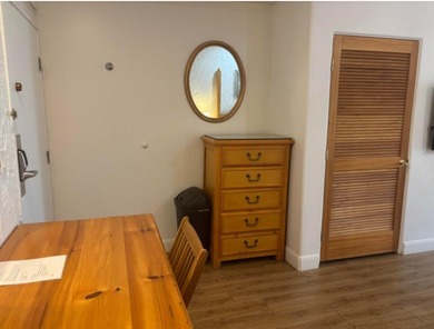 Turnkey, fully furnished retreat in the heart of St on Sunbrook Golf Course in Utah - for sale on GolfHomes.com, golf home, golf lot