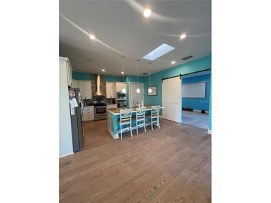 Perfect for an investor or family not afraid to put some TLC on Oak Ford Golf Club in Florida - for sale on GolfHomes.com, golf home, golf lot