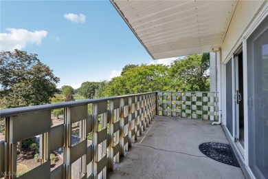 Welcome home to this great condo in the Carlton House. Located on Portage Country Club in Ohio - for sale on GolfHomes.com, golf home, golf lot