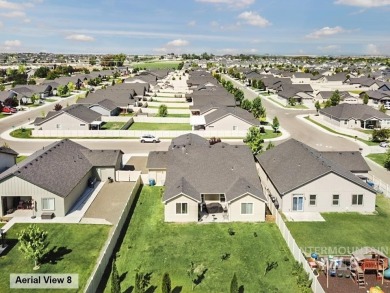 PRICE IMPROVED -- your opportunity just got even better! Welcome on Hunters Point Golf Club in Idaho - for sale on GolfHomes.com, golf home, golf lot