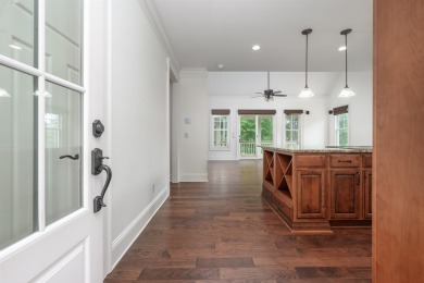 Charming 4-bedroom, 3.5-bath cottage-style home located in The on Reynolds Lake Oconee - The Landing in Georgia - for sale on GolfHomes.com, golf home, golf lot