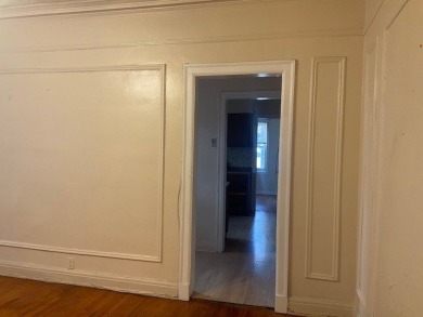 Step back in time in this truly vintage 2 bed/2 full bath condo on South Shore Cultural Ctr. Golf Course in Illinois - for sale on GolfHomes.com, golf home, golf lot