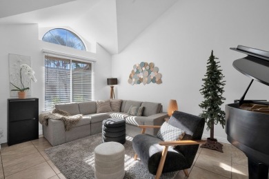 Welcome to this beautiful single-story San Jacinto model condo on Sun Lakes Country Club in California - for sale on GolfHomes.com, golf home, golf lot