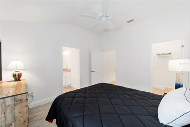 BETTER THAN NEW o BUILT 2021 o DESIGNER-SERIES MOSSY OAK o BLOCK on Pennbrooke Fairways in Florida - for sale on GolfHomes.com, golf home, golf lot