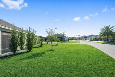 BETTER THAN NEW o BUILT 2021 o DESIGNER-SERIES MOSSY OAK o BLOCK on Pennbrooke Fairways in Florida - for sale on GolfHomes.com, golf home, golf lot