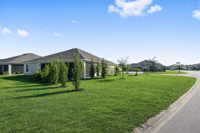 BETTER THAN NEW o BUILT 2021 o DESIGNER-SERIES MOSSY OAK o BLOCK on Pennbrooke Fairways in Florida - for sale on GolfHomes.com, golf home, golf lot